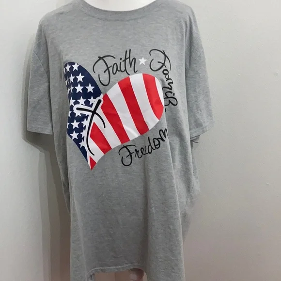 NWOT Faith Family Freedom T-shirt Size XXL - Picture 3 of 11